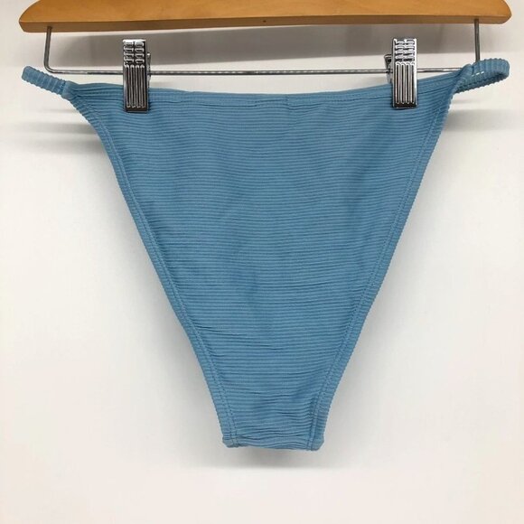 NA-KD Set of 3 size  Small Bikini Bottoms - Blue and red and trendy - Picture 3 of 15